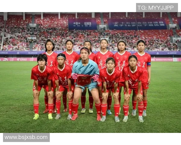 全国锦标赛分析:上海足球队团队协作展现出的默契与实力 全国锦标赛分析:上海足球队团队协作展现出的默契与实力